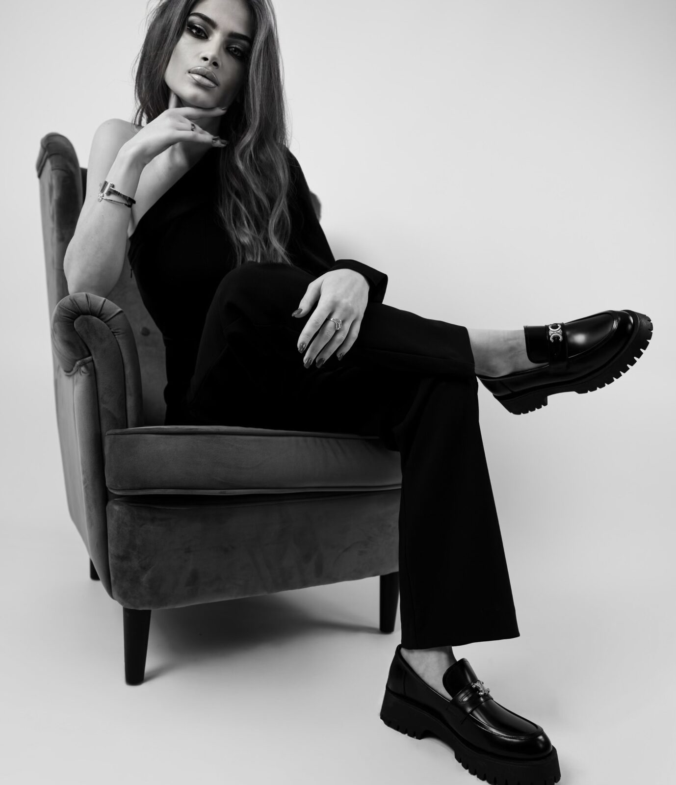 Naslovna - Insustyle Slika Studio Sara Beljan SB Iconic Touch
